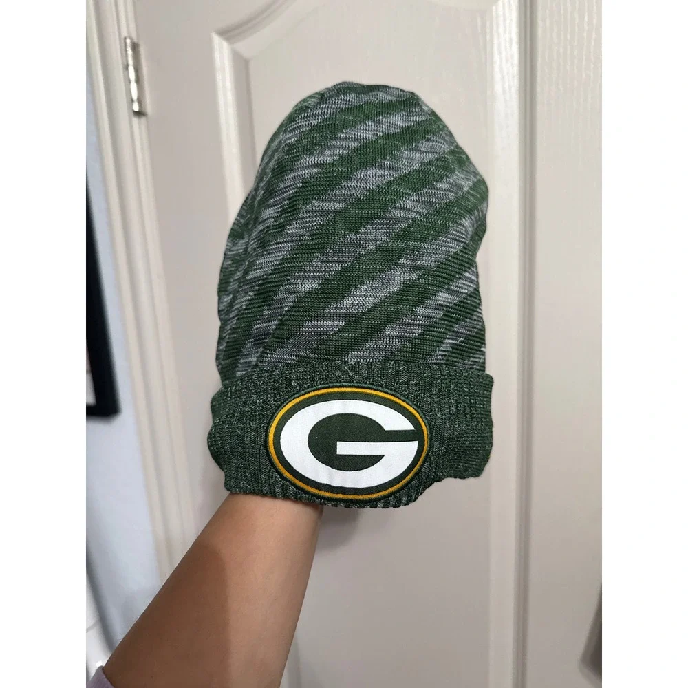 New Era Green Bay Packers Beanie NFL Knit Hat Striped Fleece Lined Winter Cozy